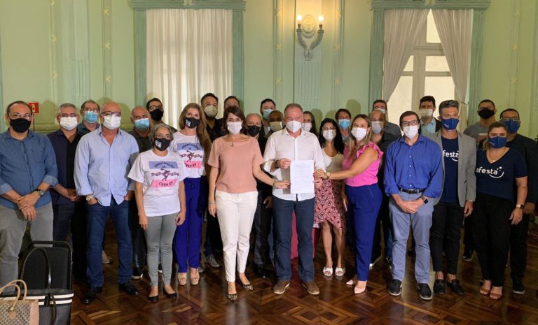 Governo do Estado firma termo de compromisso com setor produtivo visando combate à pandemia