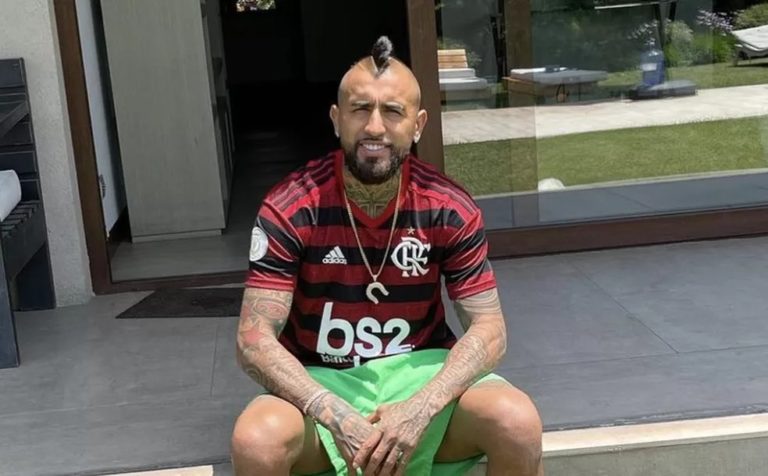 Vidal será multado pela Internazionale após se declarar ao Flamengo, diz TV