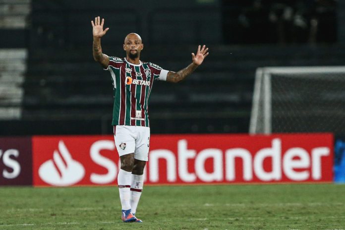 Felipe Melo pede calma e rechaça classificação do Fluminense na Libertadores