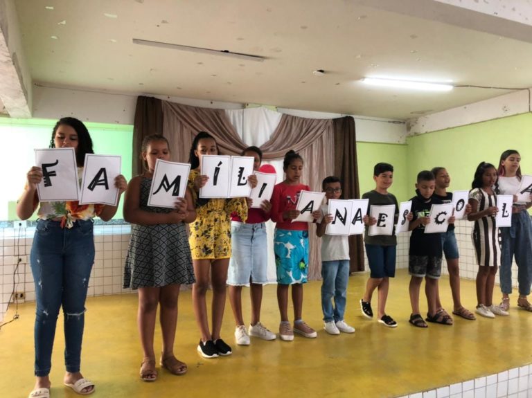 Dia da Família na Escola vai ser realizado todos os anos na rede municipal de ensino