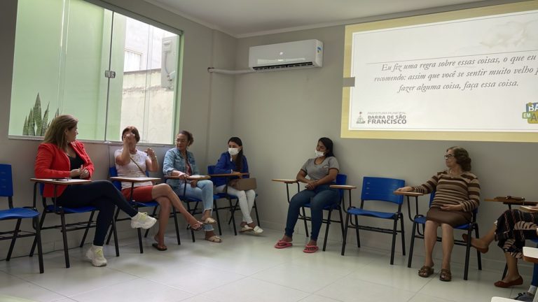 Projeto Avivar realiza Roda de Conversa sobre envelhecimento e atividades em Vargem Alegre