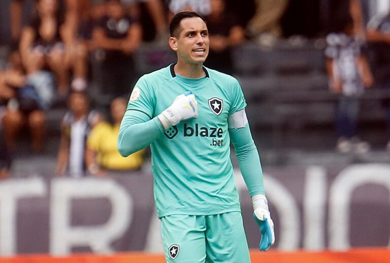Gatito Fernández analisa empate do Botafogo com o América-MG: “Foi intenso”