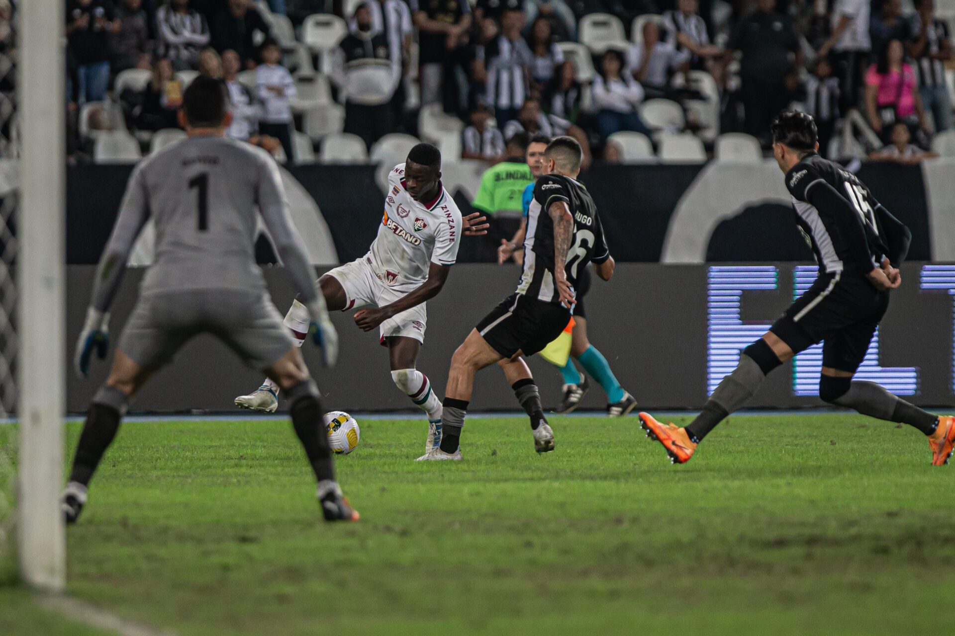 Corinthians x Atlético, AO VIVO, com a Voz do Esporte, às 17h30