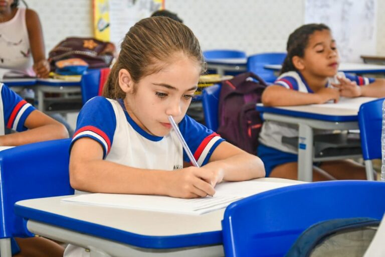 Secretaria de Educação divulga datas de pré-matrícula e matrículas do Ensino Fundamental em Linhares   		