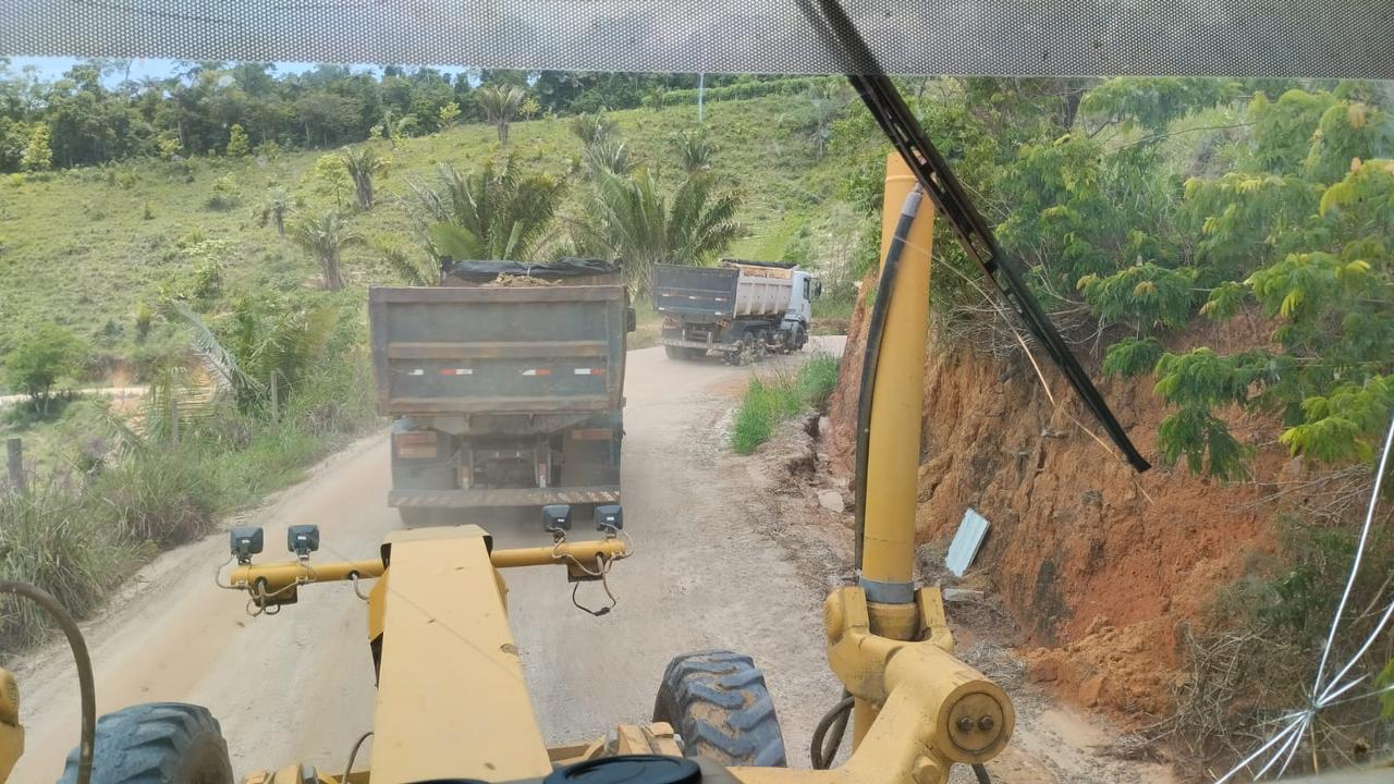 ESFORÇO CONJUNTO PARA ACELERAR A RECUPERAÇÃO DAS ESTRADAS NAS ZONAS RURAIS DE SÃO MATEUS