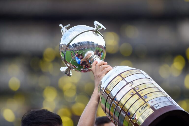 Com Palmeiras e Corinthians, Conmebol confirma datas da Libertadores de 2023; confira