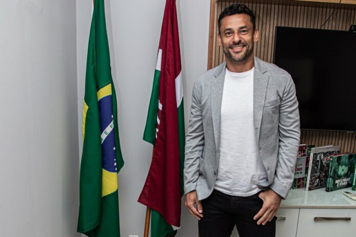 Fluminense anuncia retorno do ex-atacante Fred como diretor de planejamento esportivo