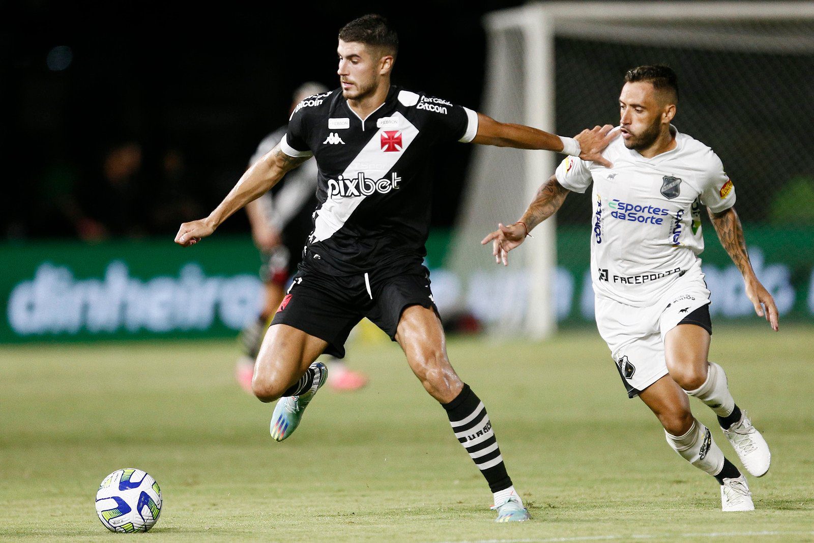 Carlos Alberto compara Pedro Raul, do Vasco, com Pedro, do Flamengo - LANCE!  Rápido - Vídeo Dailymotion