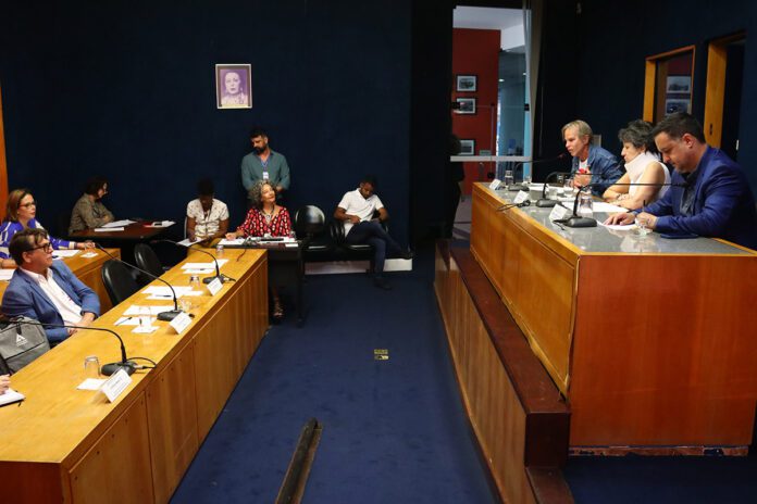 Cultura debate situação do centro de Vitória