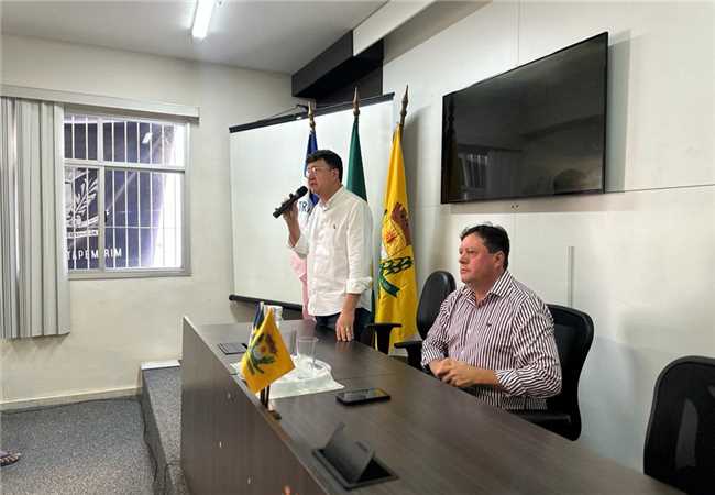PREFEITURA DE ITAPEMIRIM CELEBRA O DIA DO GARI COM CAFÉ DA MANHÃ ESPECIAL