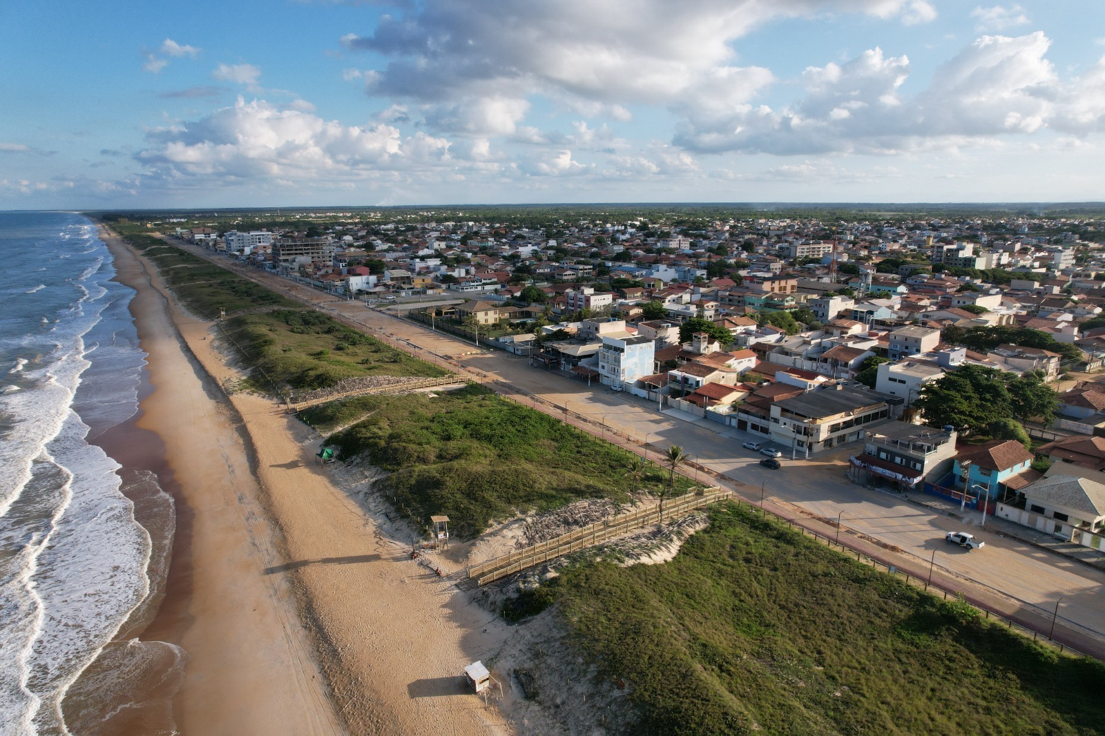 PREFEITURA ACELERA OBRAS DE URBANIZAÇÃO DA ORLA DE GURIRI, CADA VEZ MAIS INTERNACIONAL