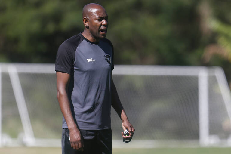 Cláudio Caçapa vai comandar o belga Molenbeek, clube de John Textor
