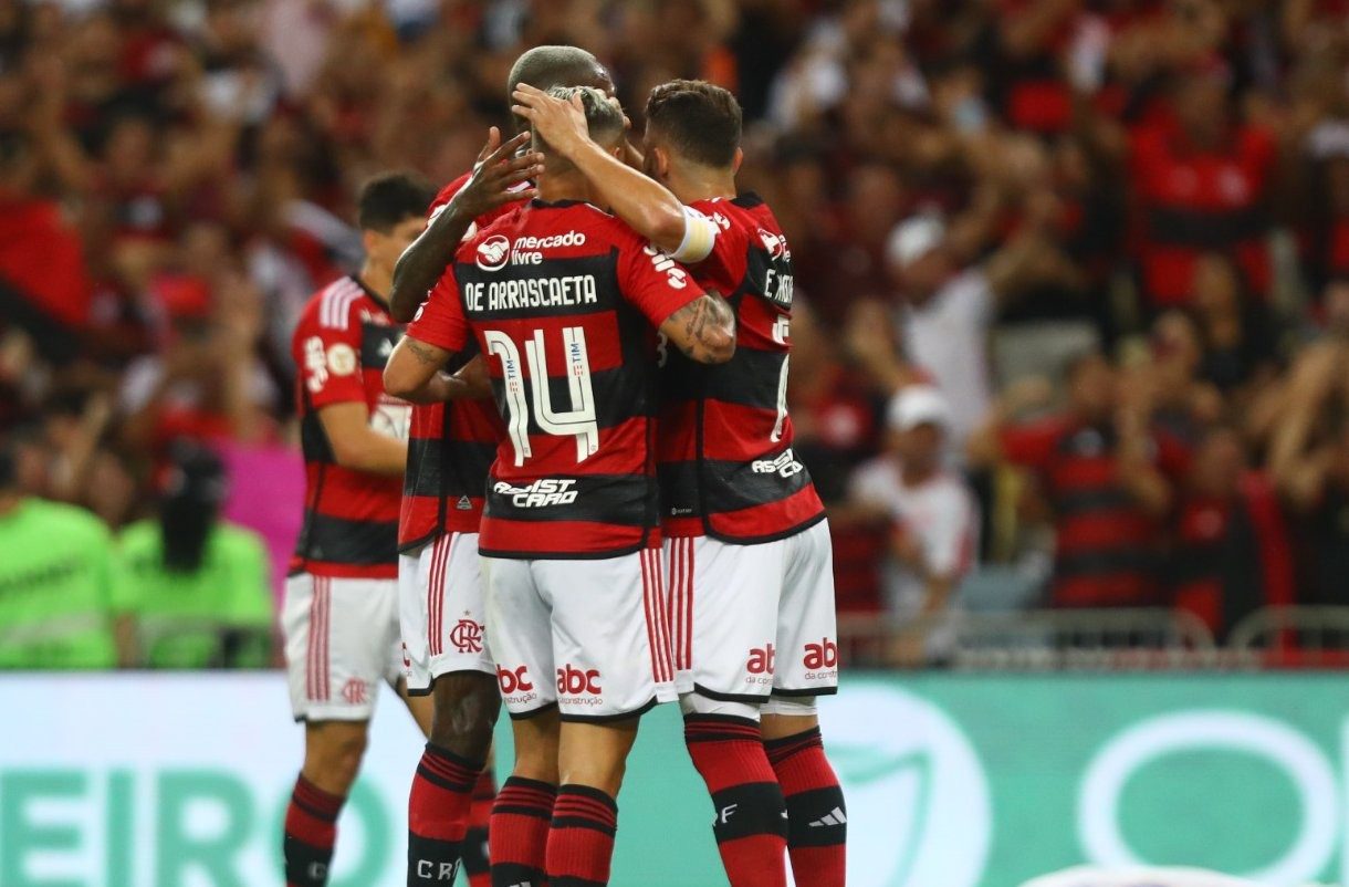 Flamengo 2 x 1 Athletico-PR: gols, melhores momentos e ficha do